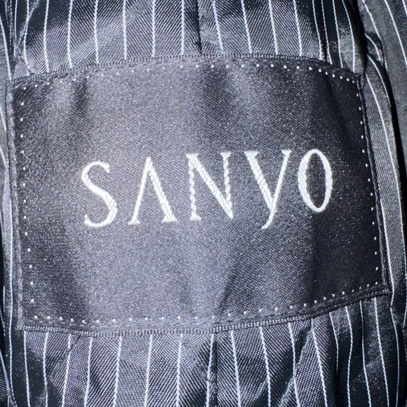 Sanyo Men's long Black, Water Resistant lined Trench SIZE R-48. Vintage - Picture 9 of 14